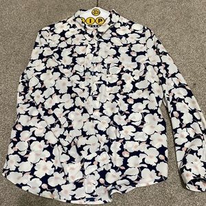 woman’s blouse